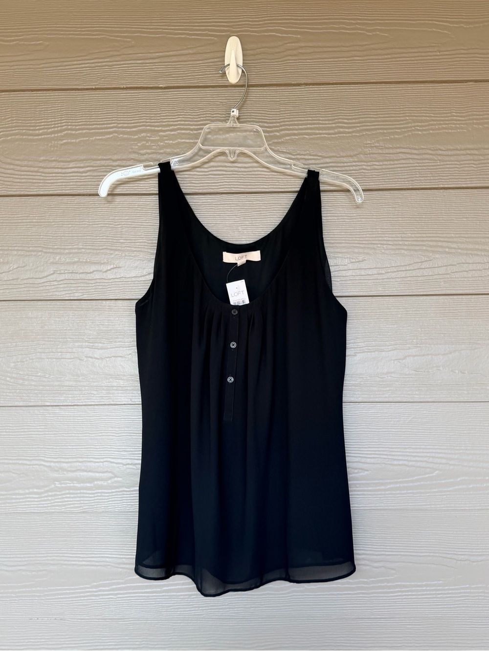 LOFT Black Sleeveless Button-Front Camisole Size Medium NWT